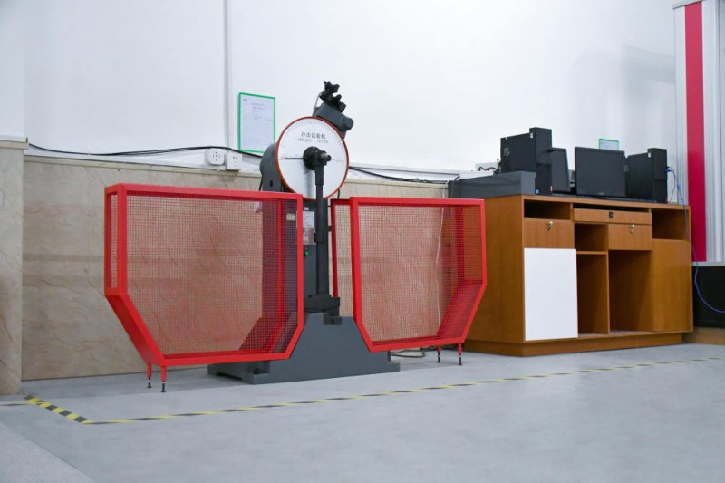 Impact -Testmaschine